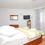 With Parking Space Tucepi, Makarska - 2676 Apartment Tučepi