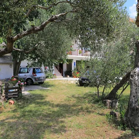 With Parking Space Tucepi, Makarska - 2676 *