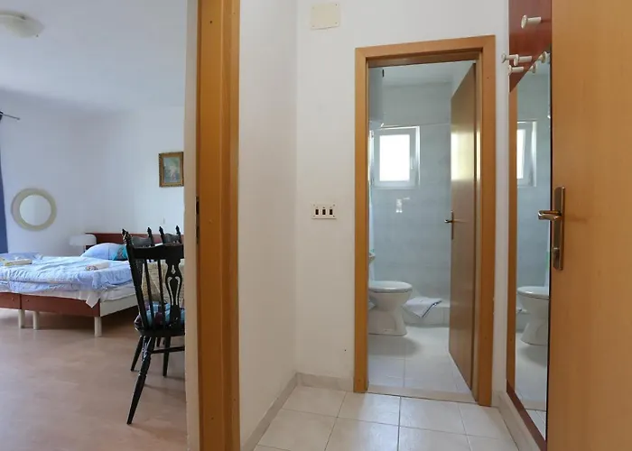 With Parking Space Tucepi, Makarska - 2676 Apartamento Tučepi