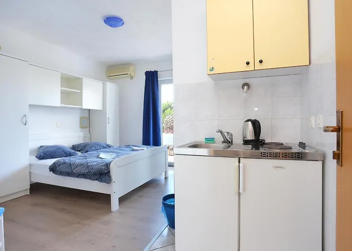 With Parking Space Tucepi, Makarska - 2676 Apartamento *