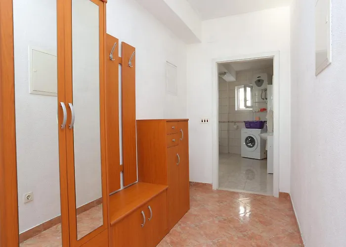 With Parking Space Tucepi, Makarska - 2676